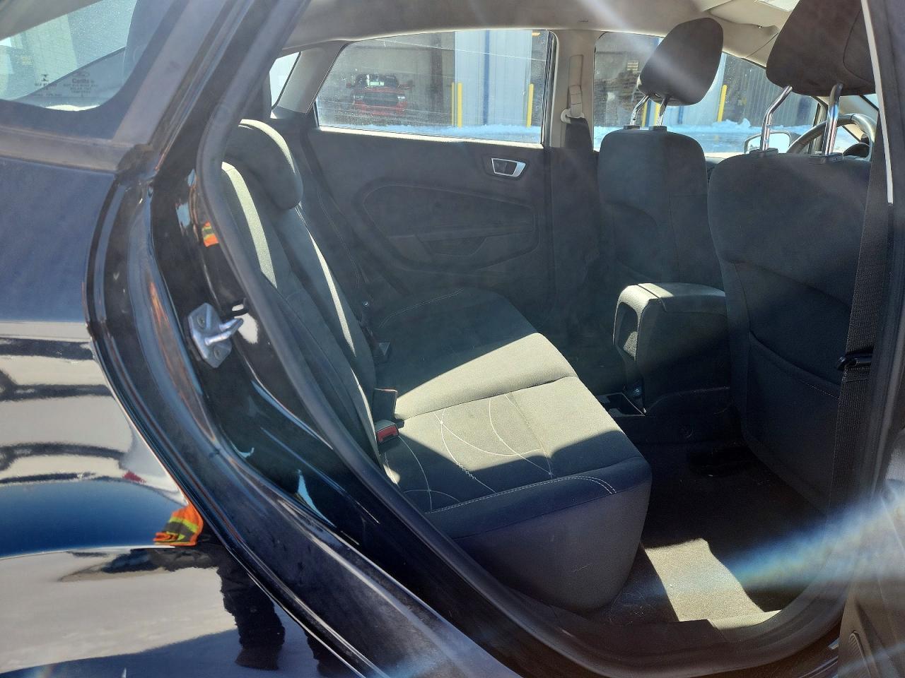 2016 FORD Fiesta