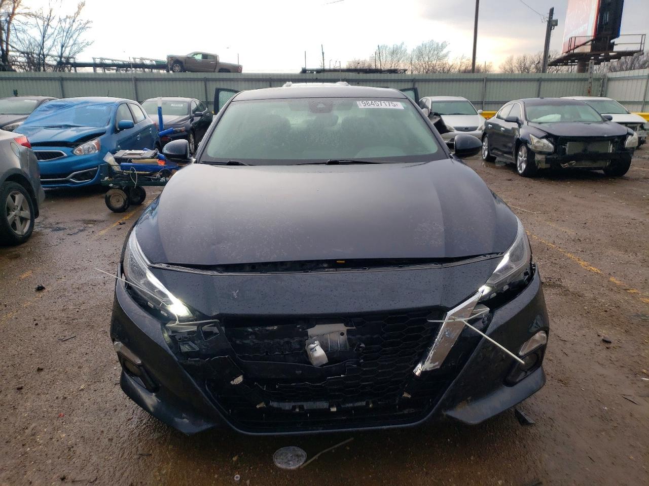 2019 NISSAN ALTIMA