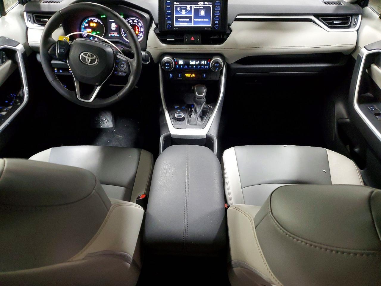 2022 TOYOTA RAV4