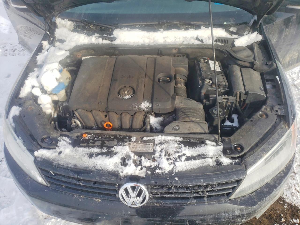2011 VOLKSWAGEN JETTA