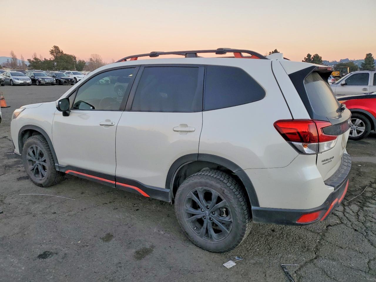 2022 SUBARU FORESTER