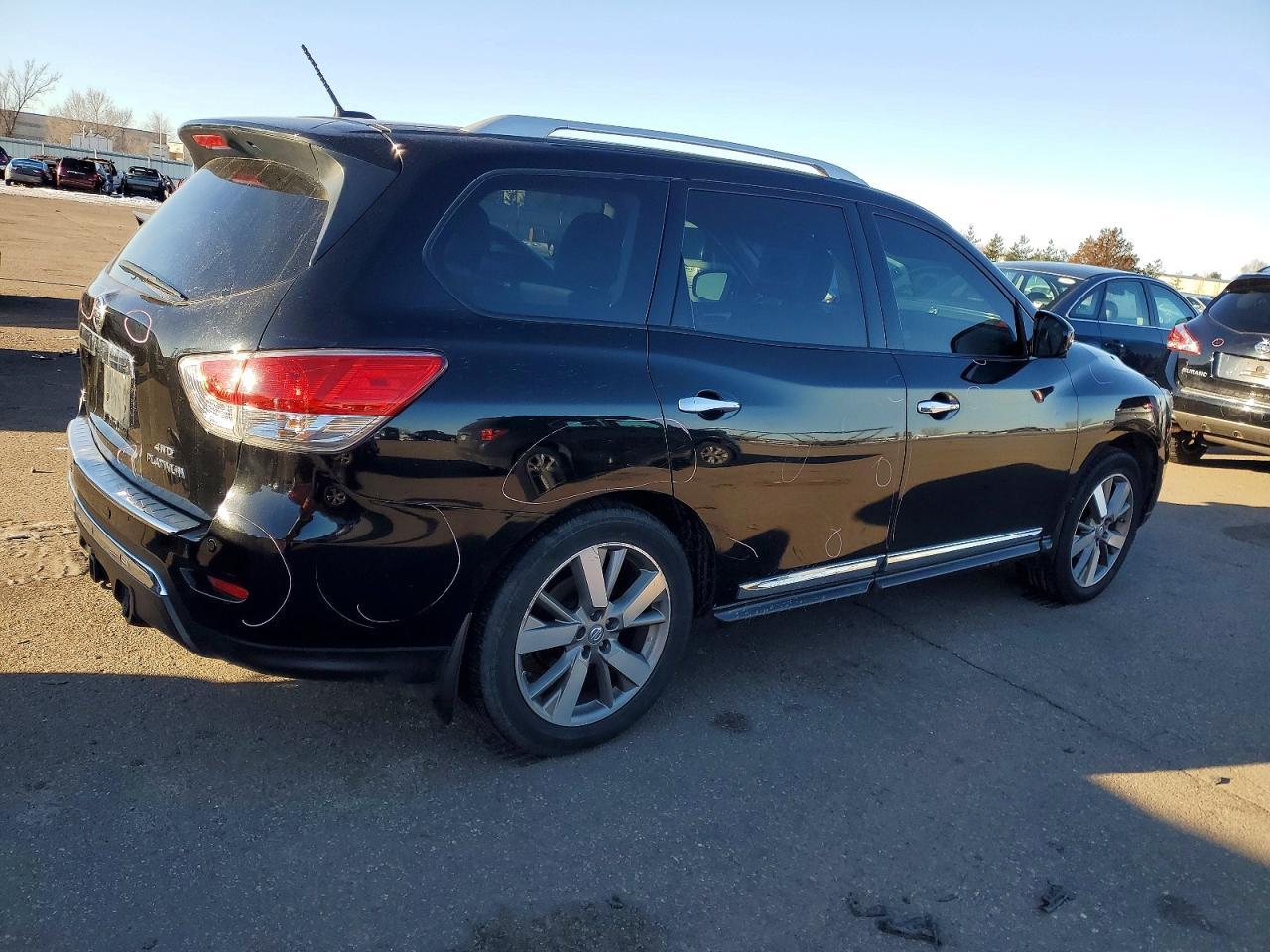 2014 NISSAN PATHFINDER