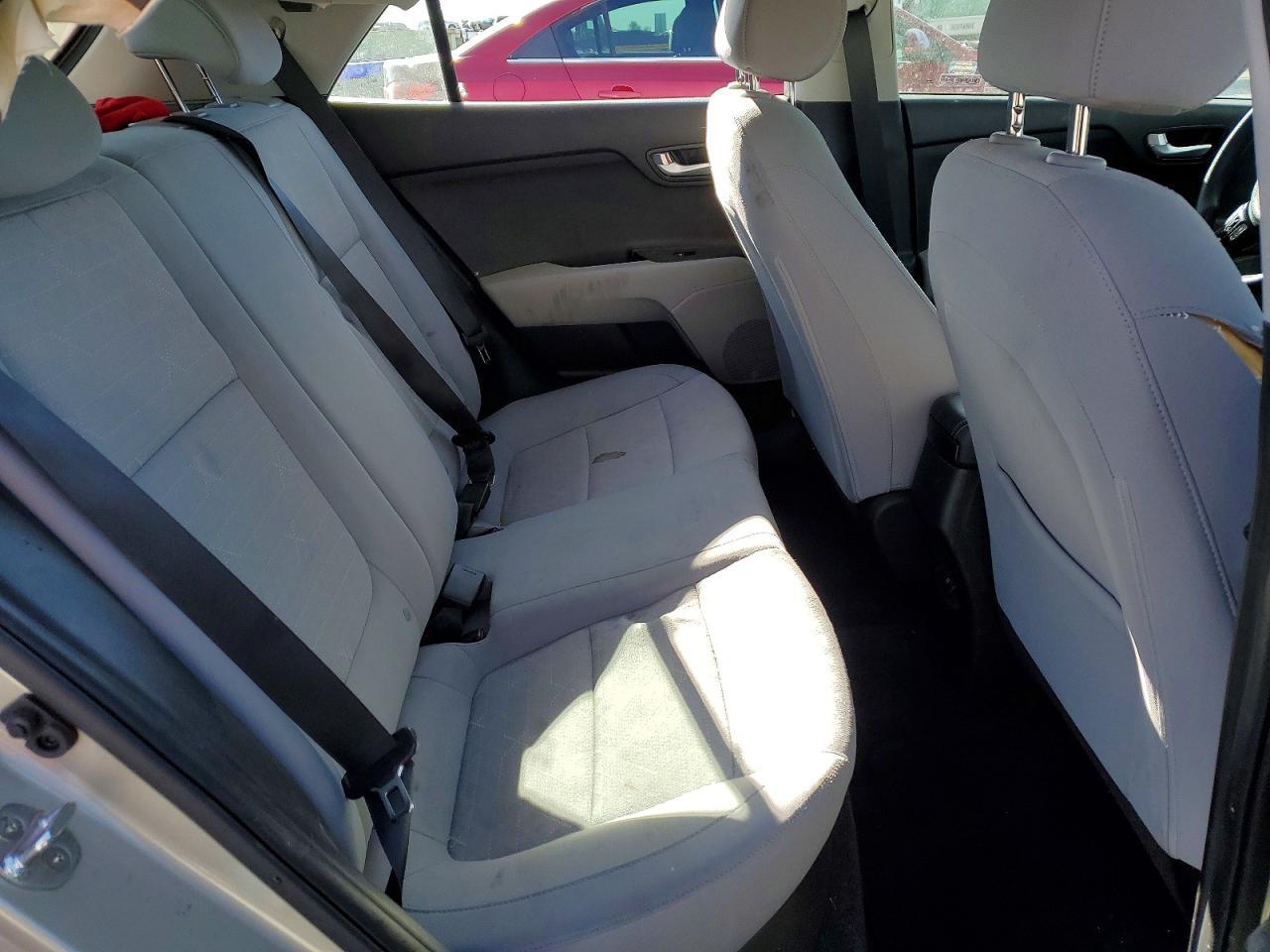 2018 KIA RIO