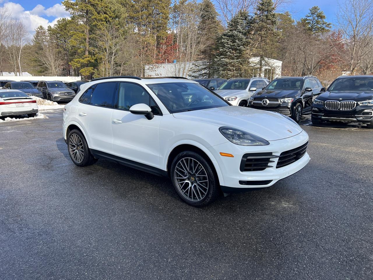 2019 PORSCHE CAYENNE