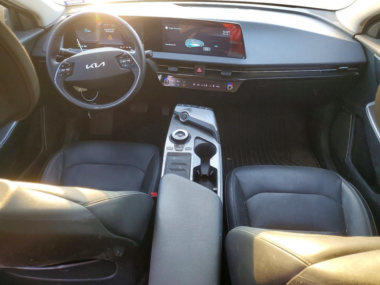 2022 KIA EV6