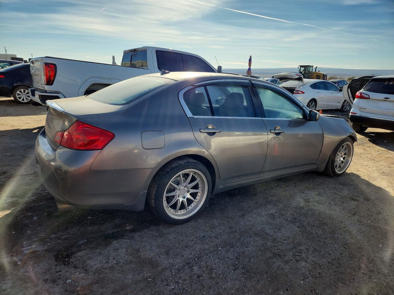 2010 INFINITI G37