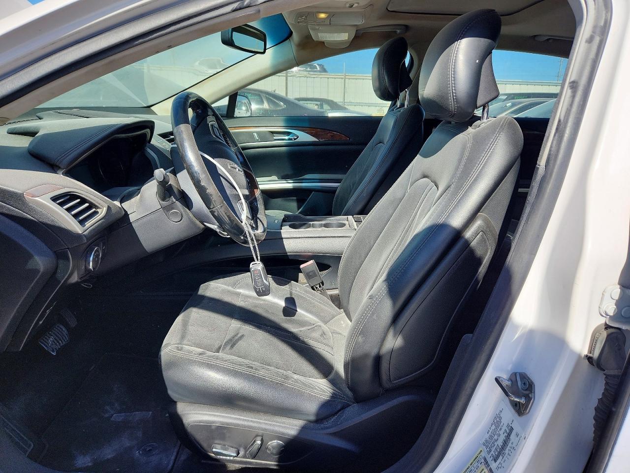 2016 LINCOLN MKZ