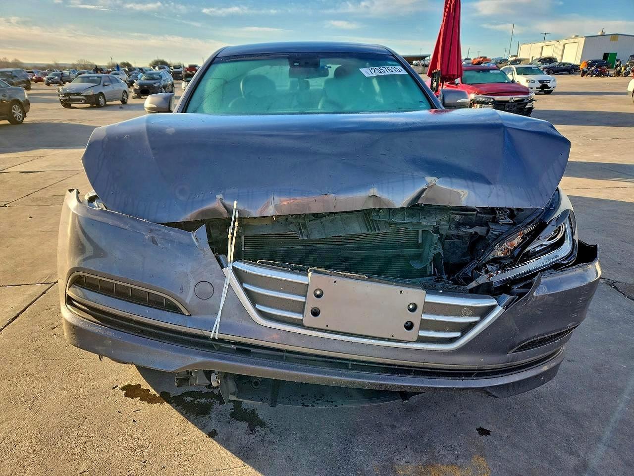 2016 HYUNDAI GENESIS