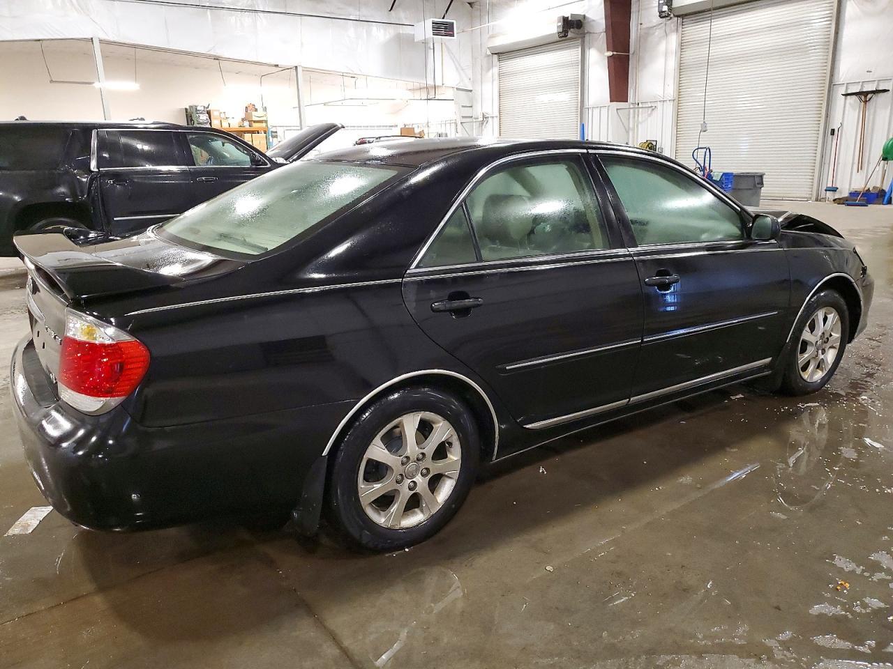 2005 TOYOTA CAMRY