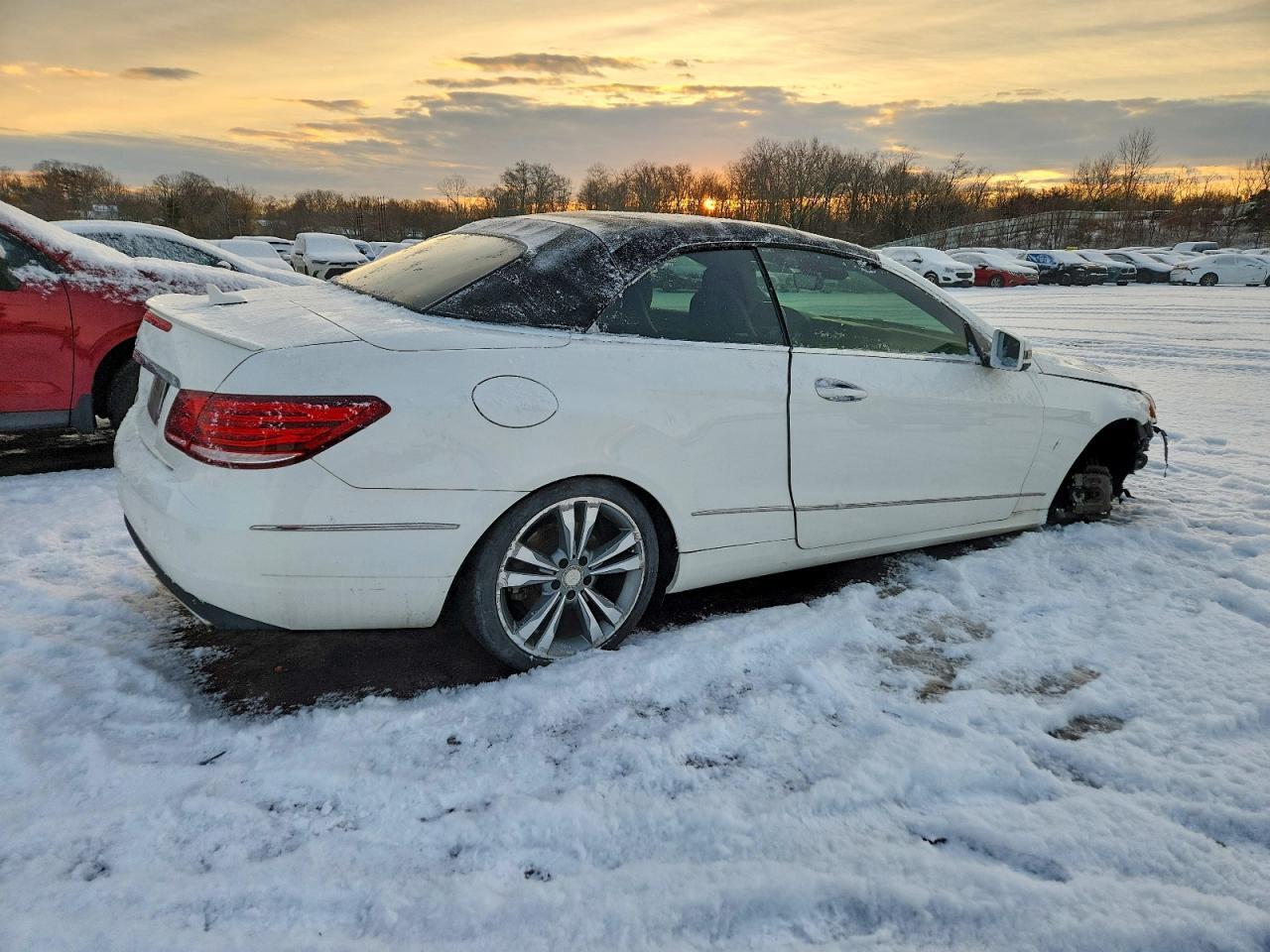2014 MERCEDES-BENZ E-Class