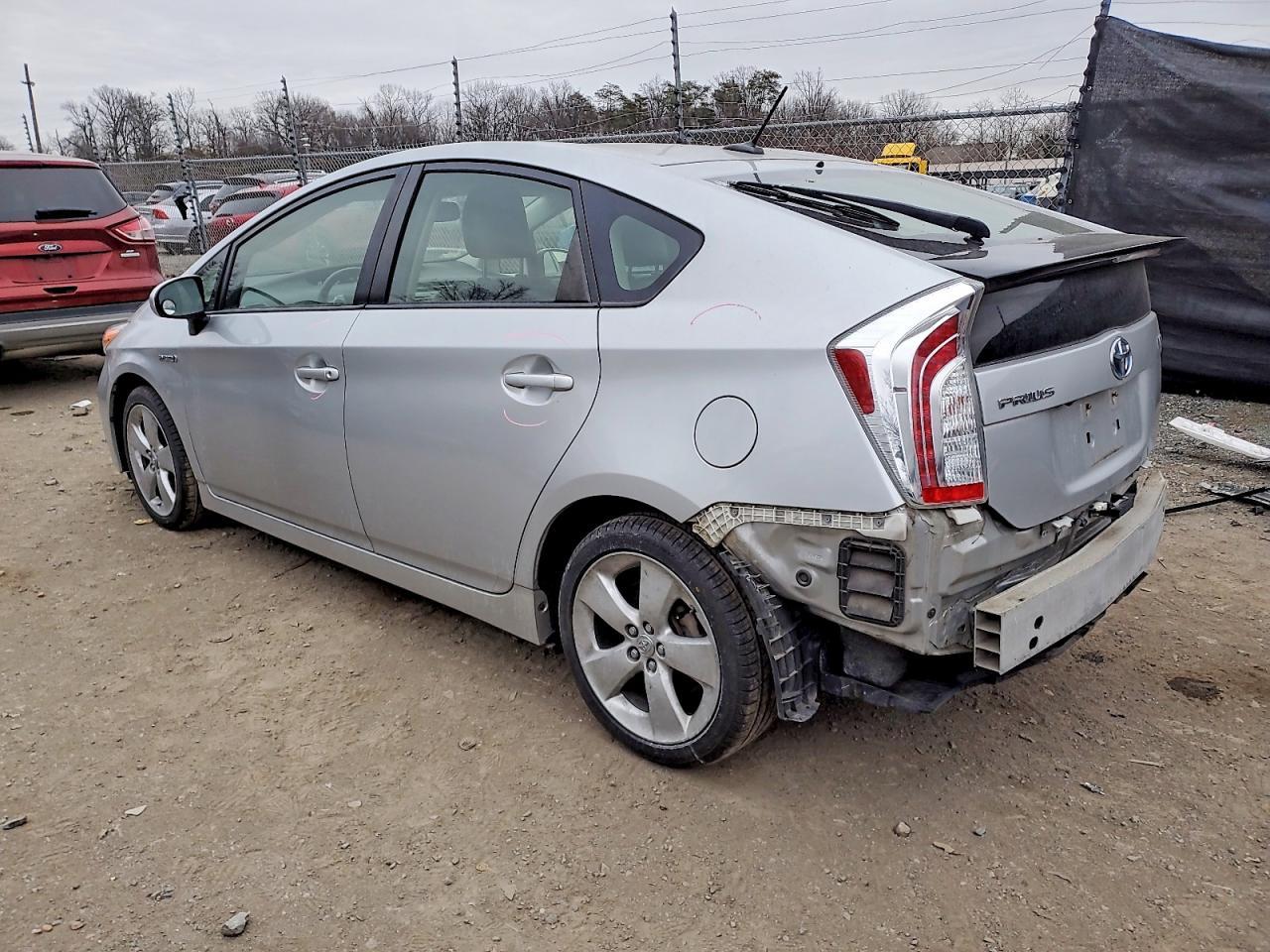 2015 TOYOTA PRIUS