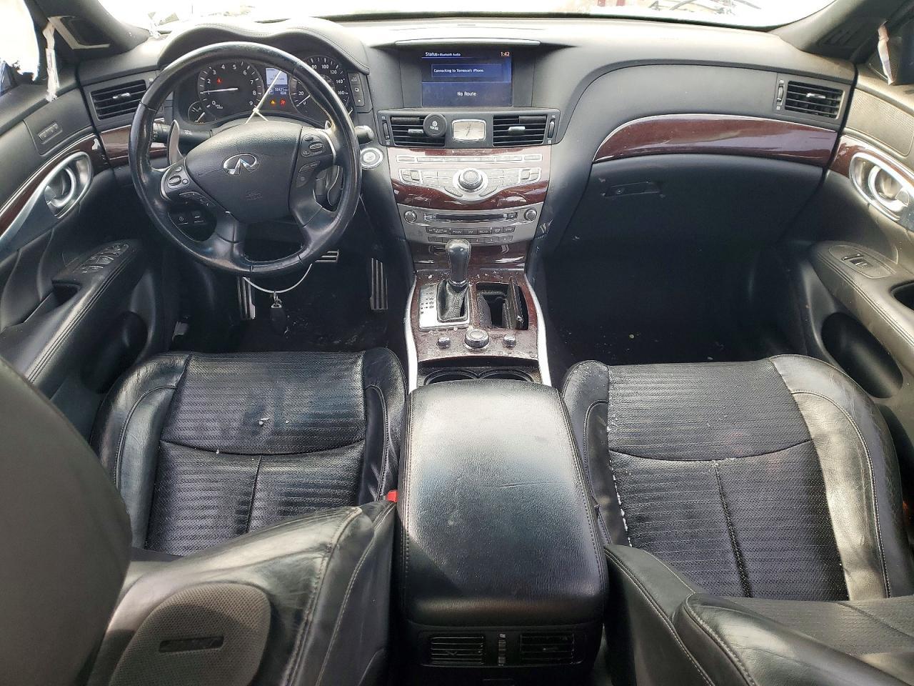 2017 INFINITI Q70