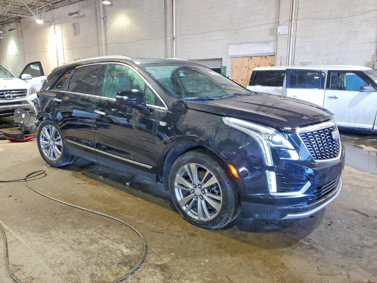 2023 CADILLAC XT5