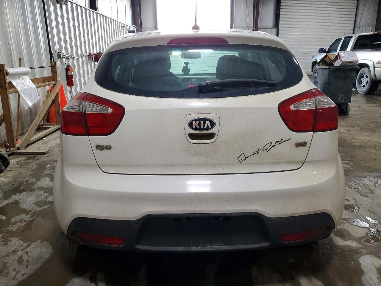 2014 KIA RIO