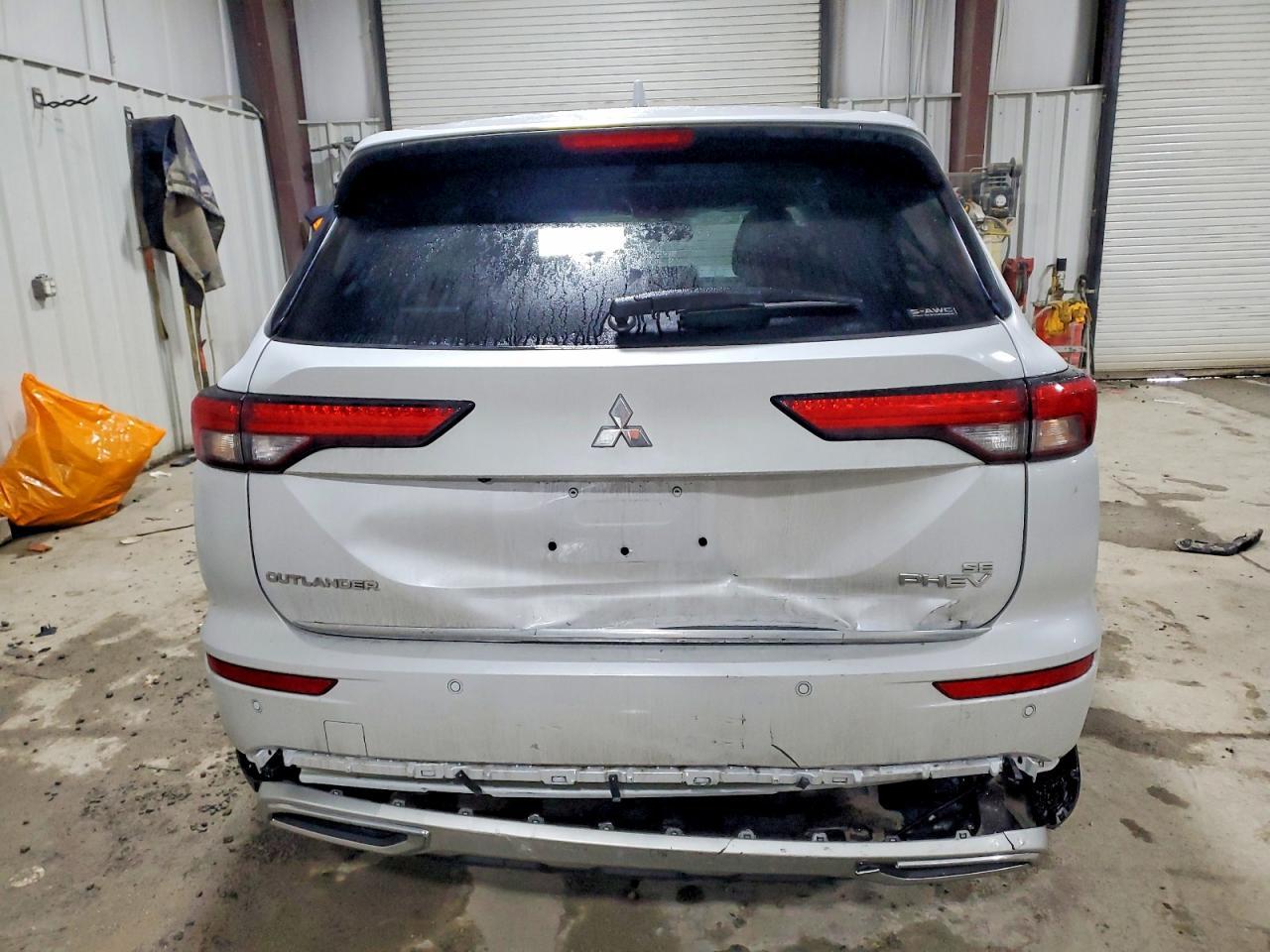 2025 MITSUBISHI outlander