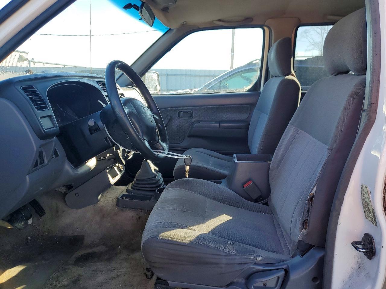 2000 NISSAN Frontier
