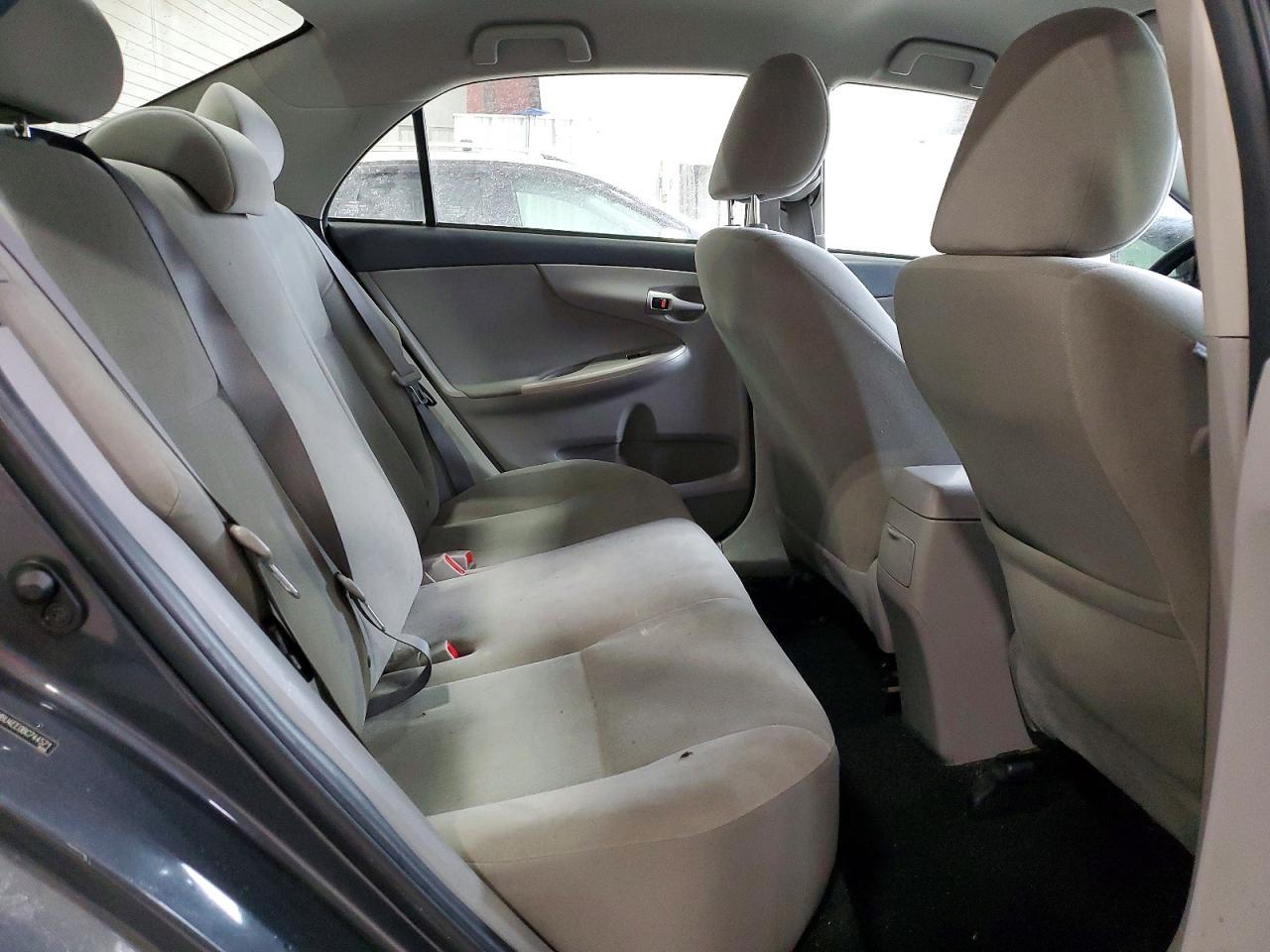 2011 TOYOTA COROLLA