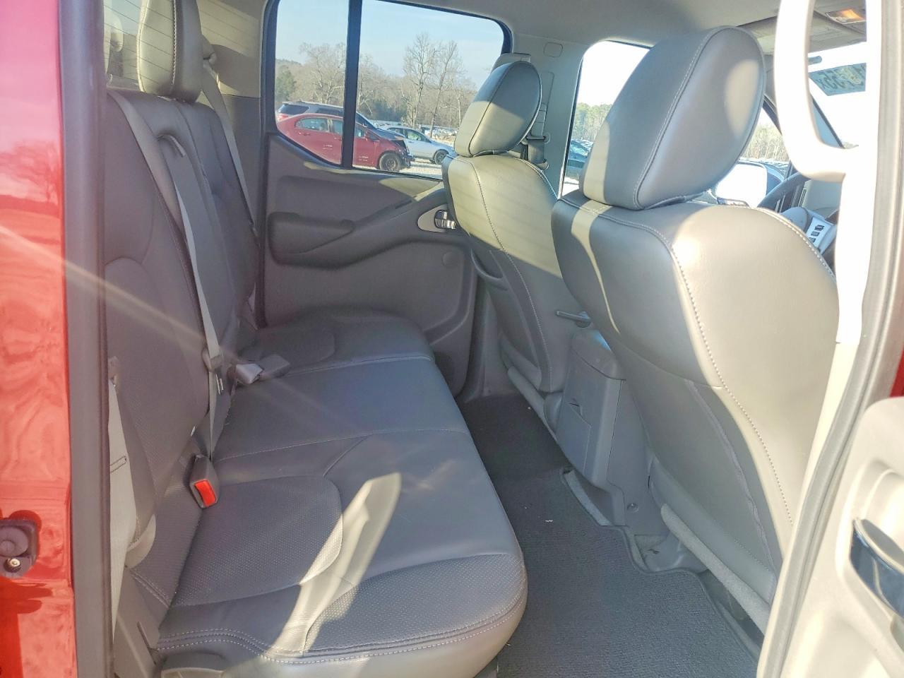 2013 NISSAN Frontier