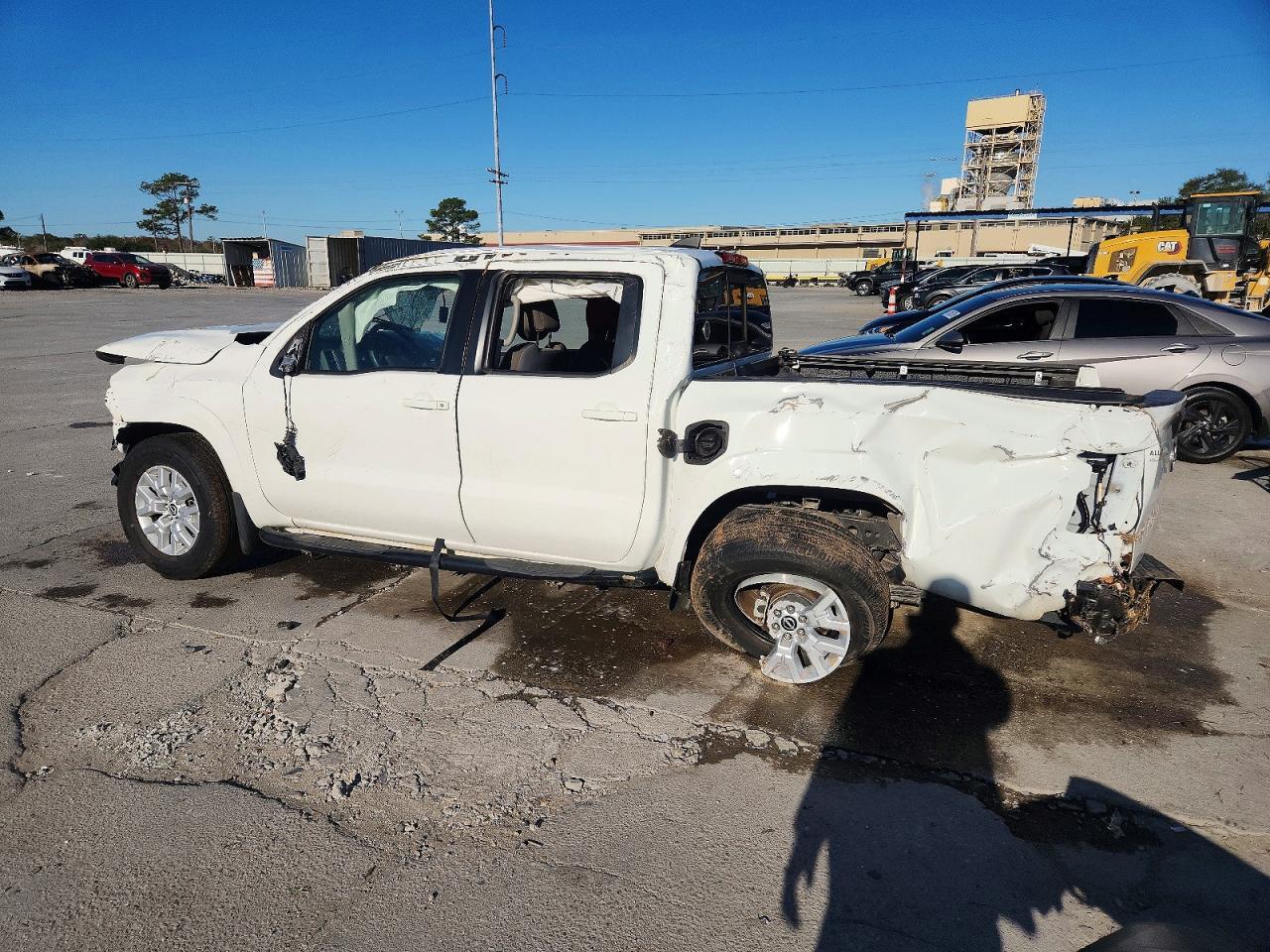 2022 NISSAN Frontier