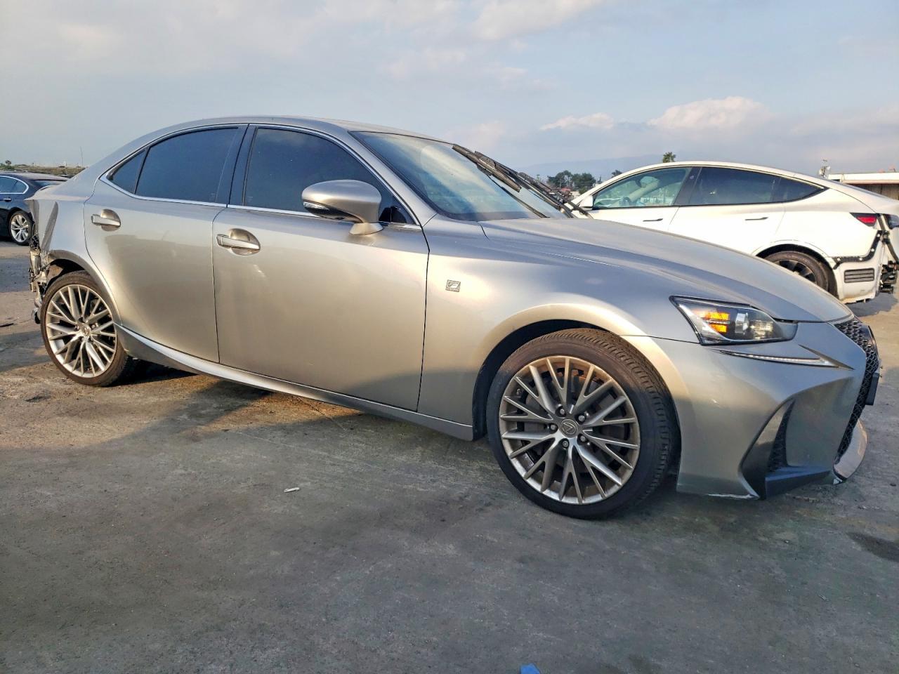 2017 LEXUS IS 200t