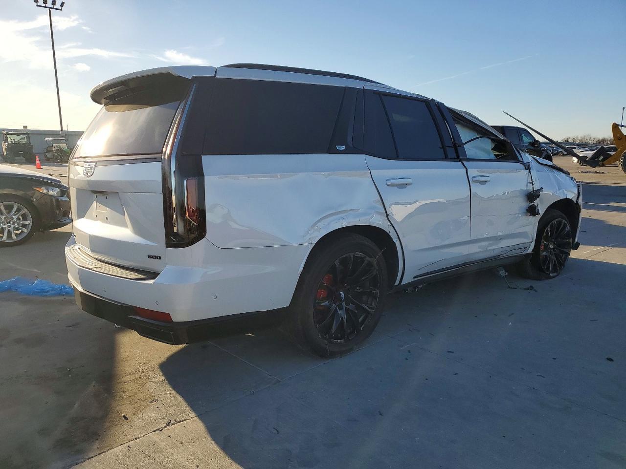 2022 CADILLAC ESCALADE