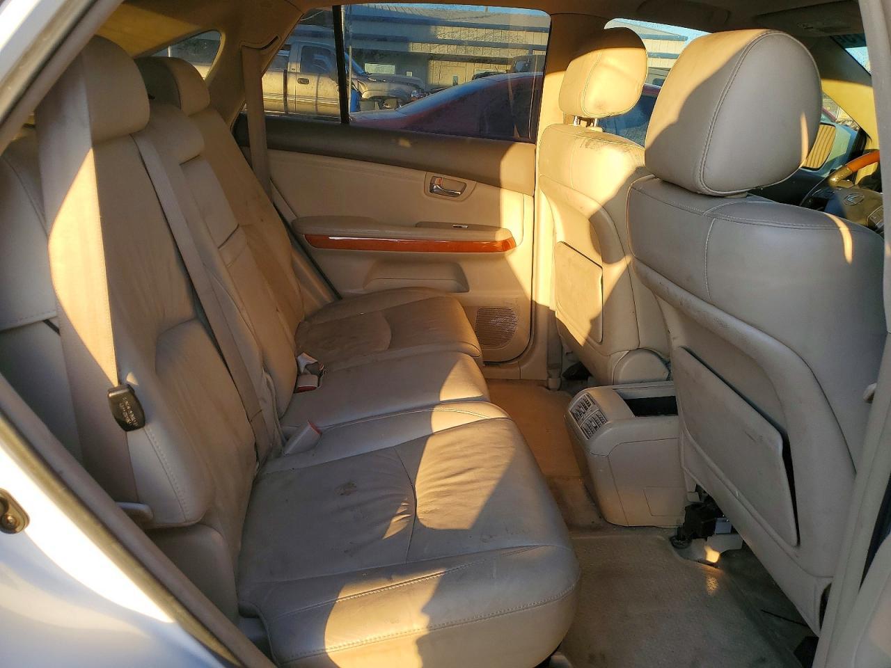 2005 LEXUS Rx 330