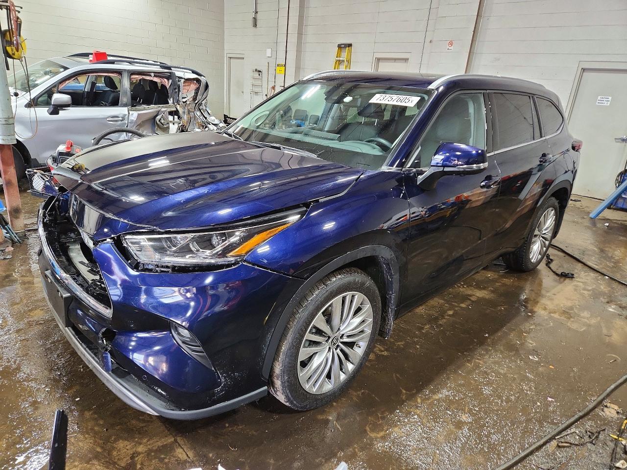 2025 TOYOTA HIGHLANDER