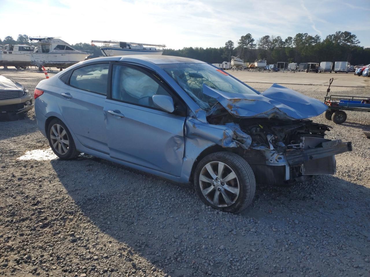 2013 HYUNDAI ACCENT