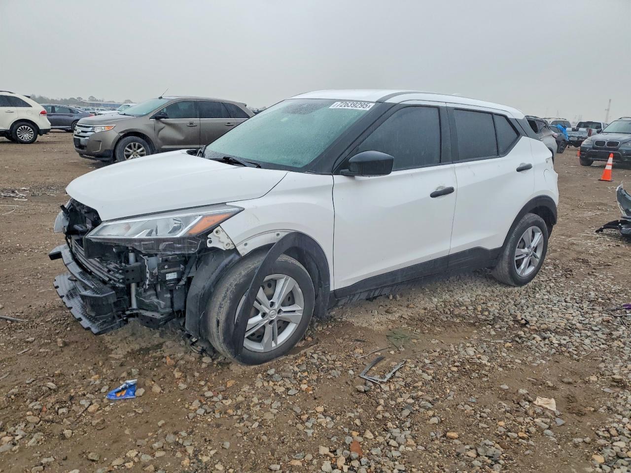2022 NISSAN KICKS