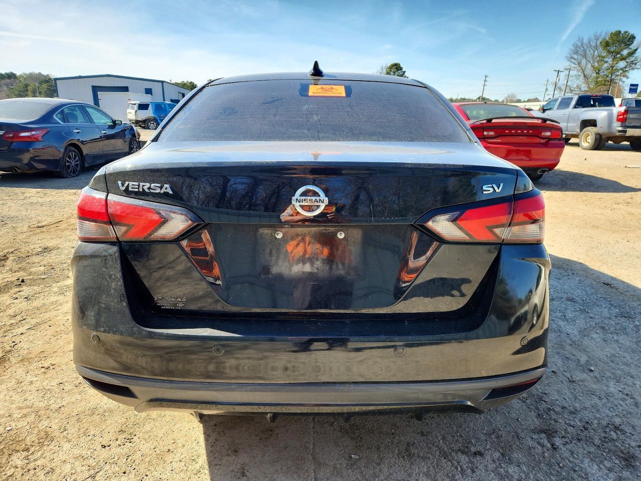 2021 NISSAN VERSA