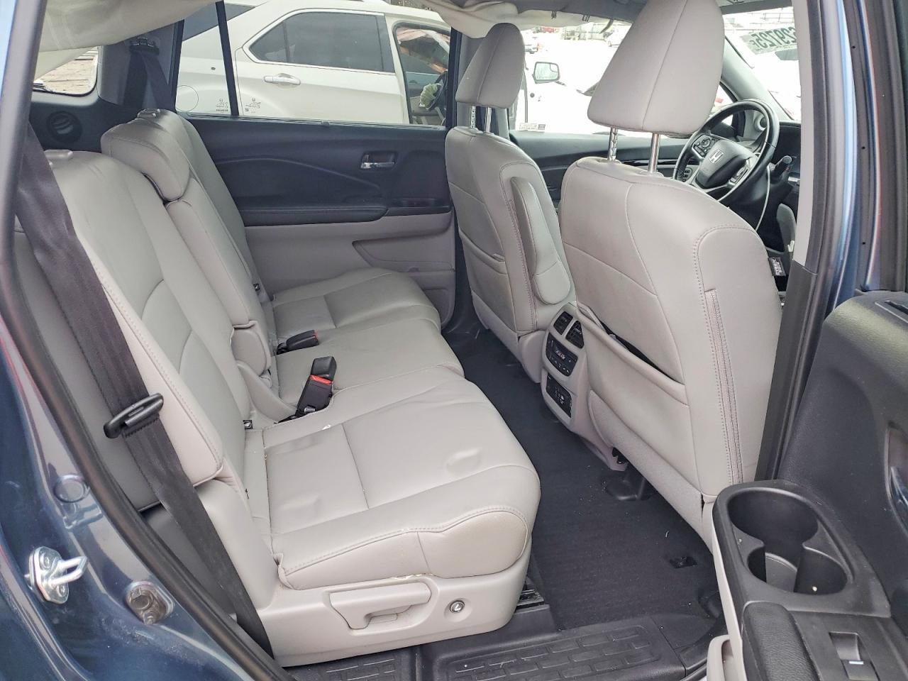 2021 HONDA PILOT