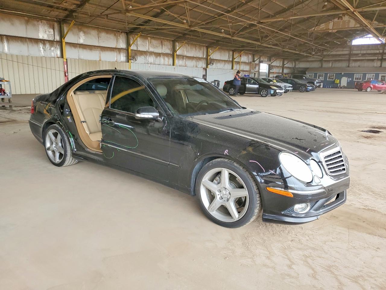 2009 MERCEDES-BENZ E-Class