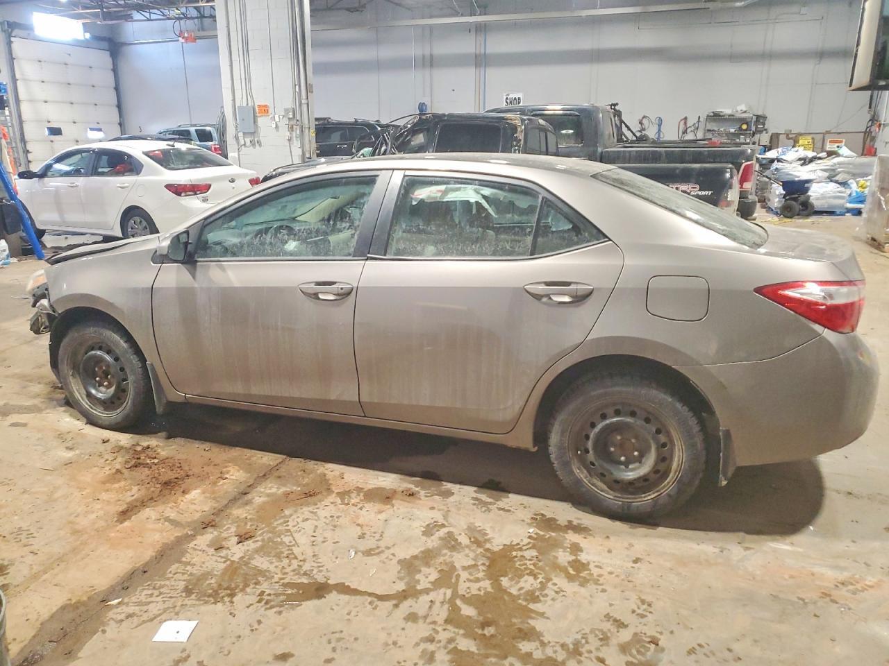 2015 TOYOTA COROLLA