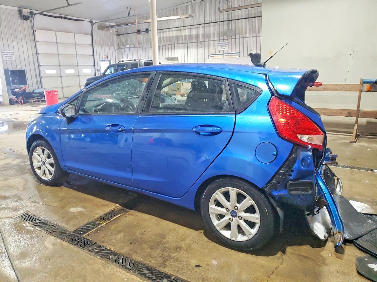 2011 FORD Fiesta