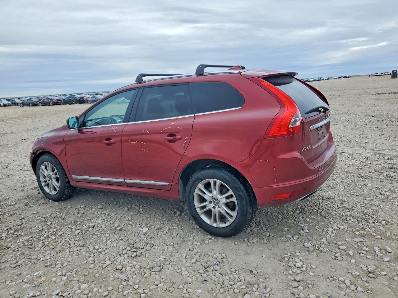 2015 VOLVO XC60