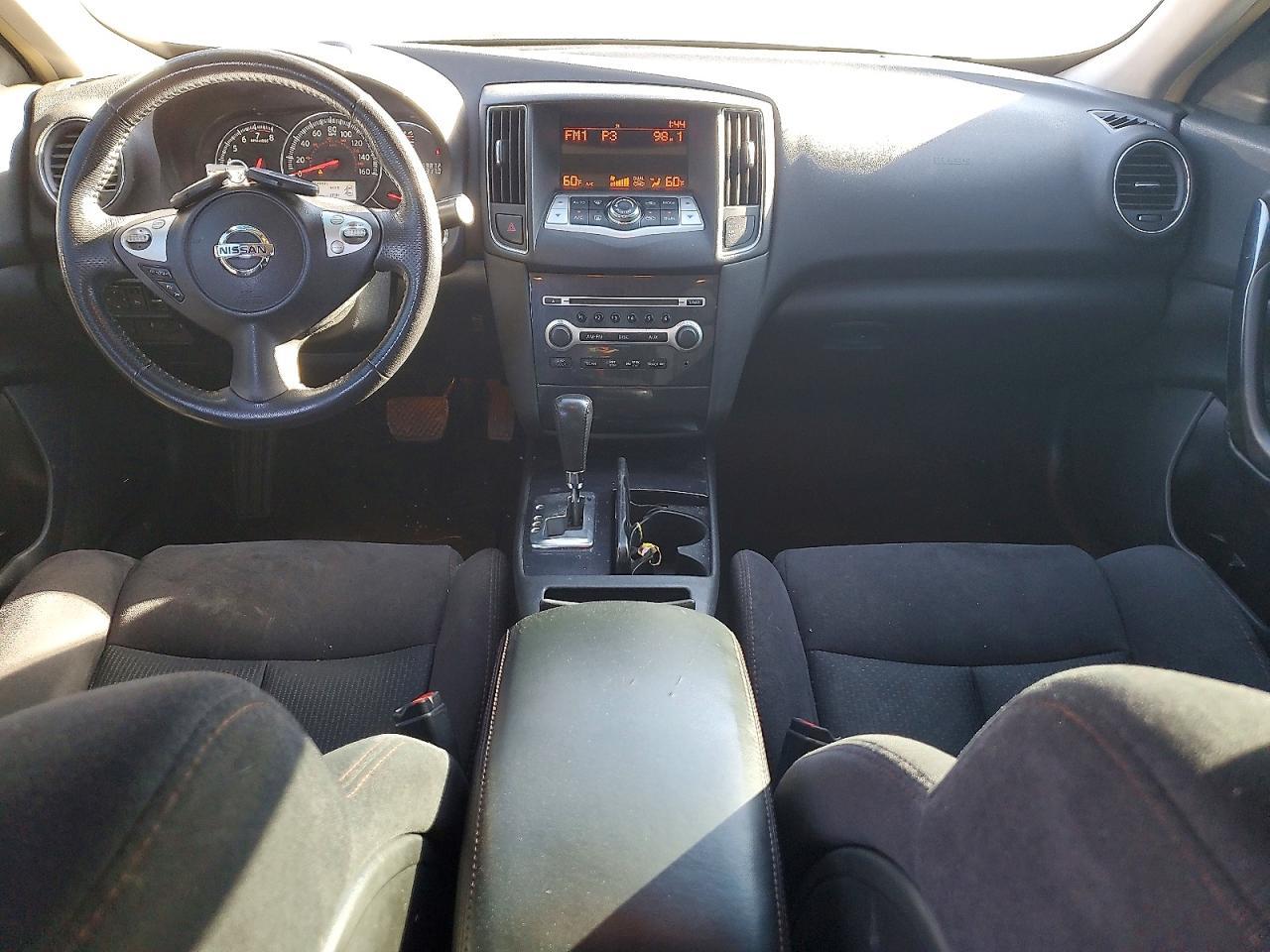 2014 NISSAN Maxima