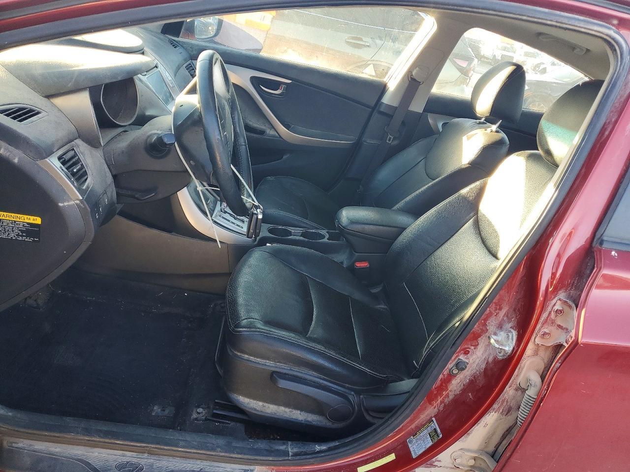 2012 HYUNDAI ELANTRA