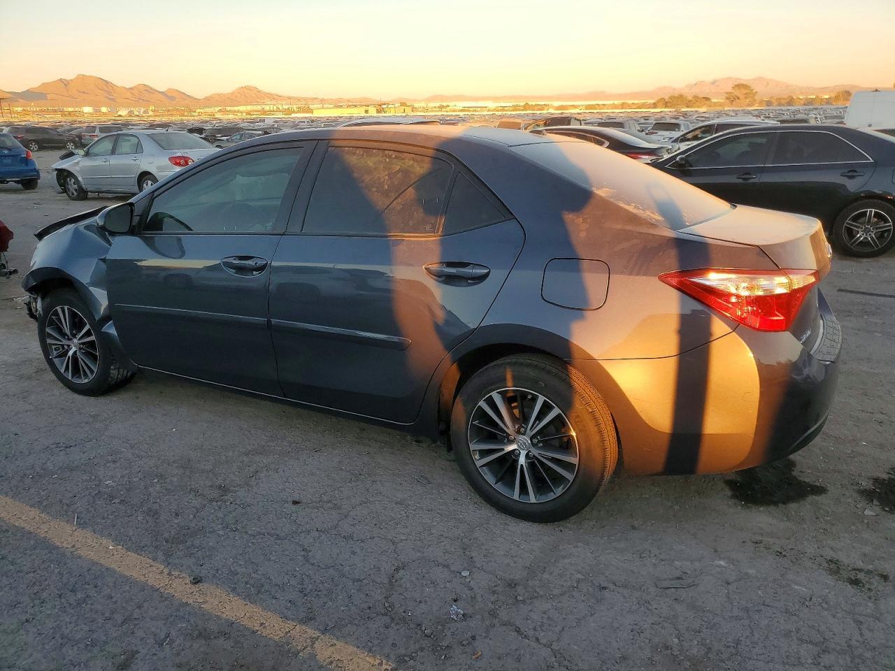 2016 TOYOTA COROLLA