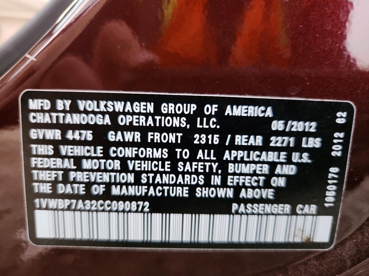 2012 VOLKSWAGEN Passat