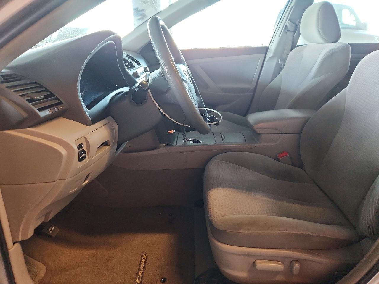 2011 TOYOTA CAMRY