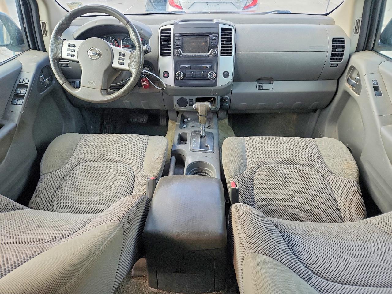 2017 NISSAN Frontier