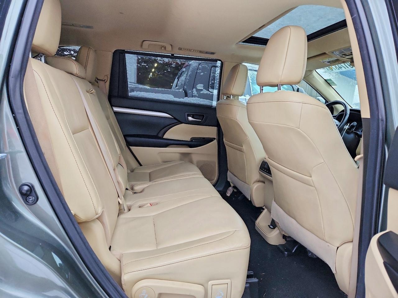 2017 TOYOTA HIGHLANDER