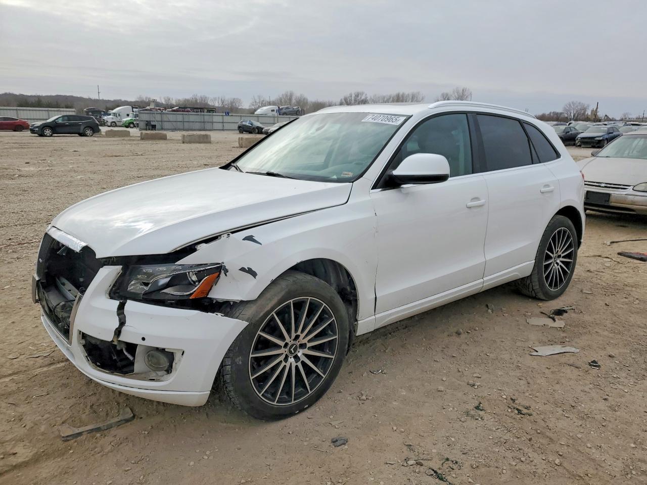 2010 AUDI Q5