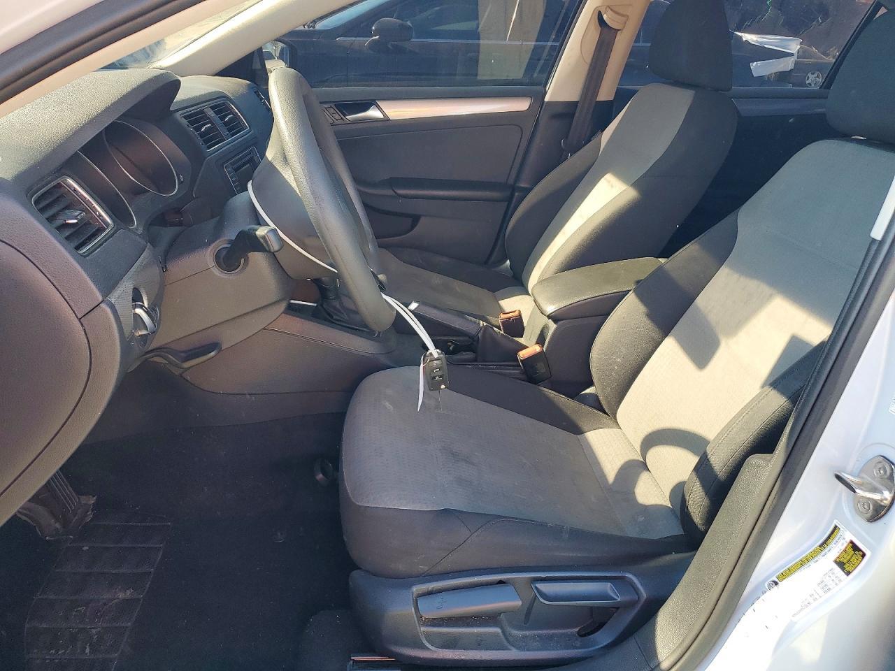2018 VOLKSWAGEN JETTA
