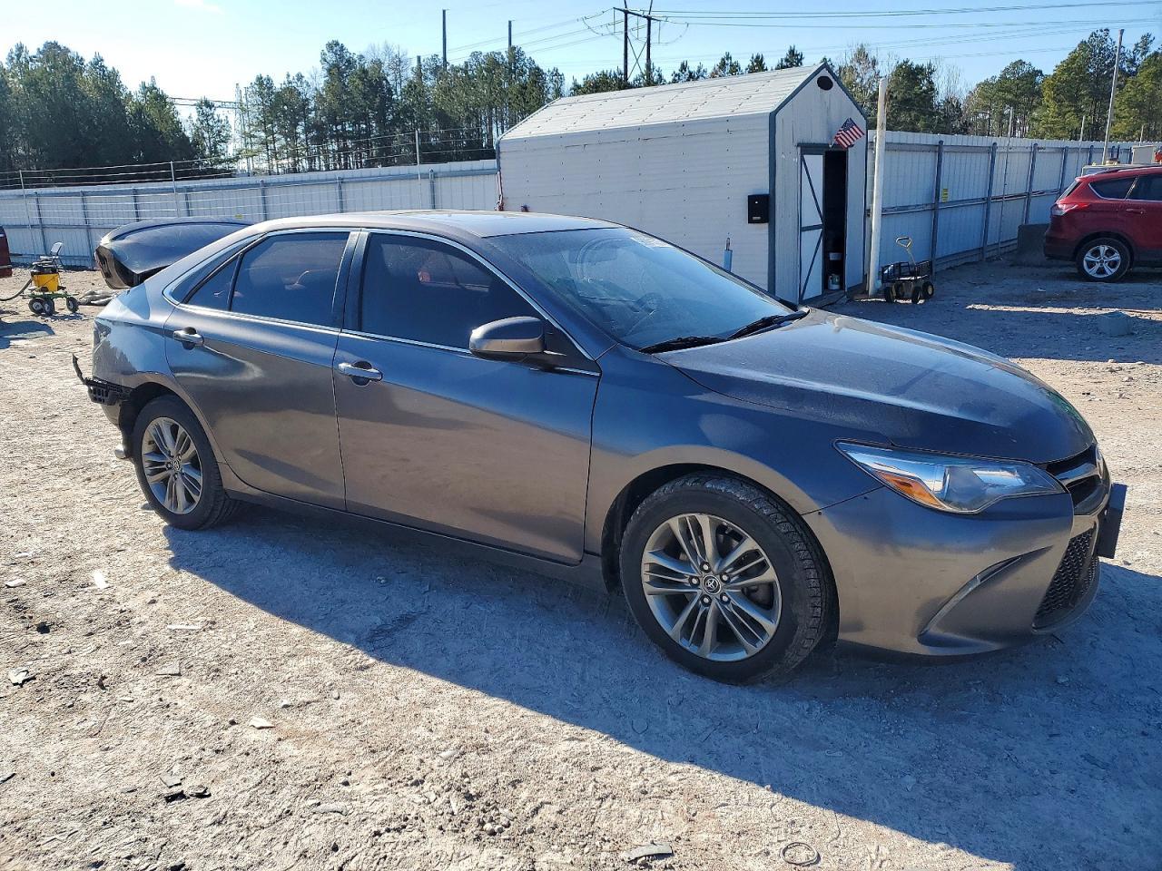 2016 TOYOTA CAMRY