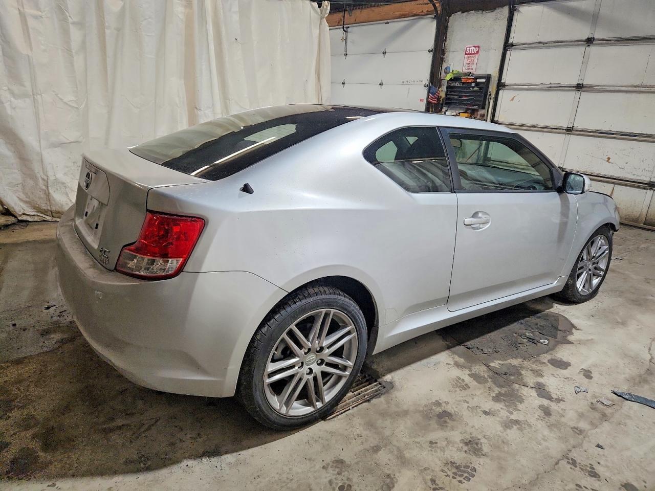 2012 TOYOTA SCION