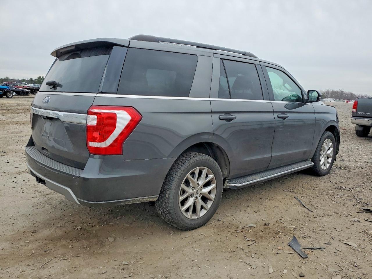2021 FORD Expedition