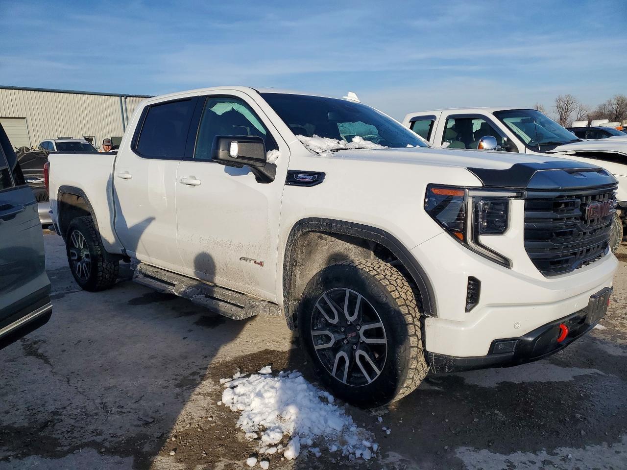 2024 GMC Sierra