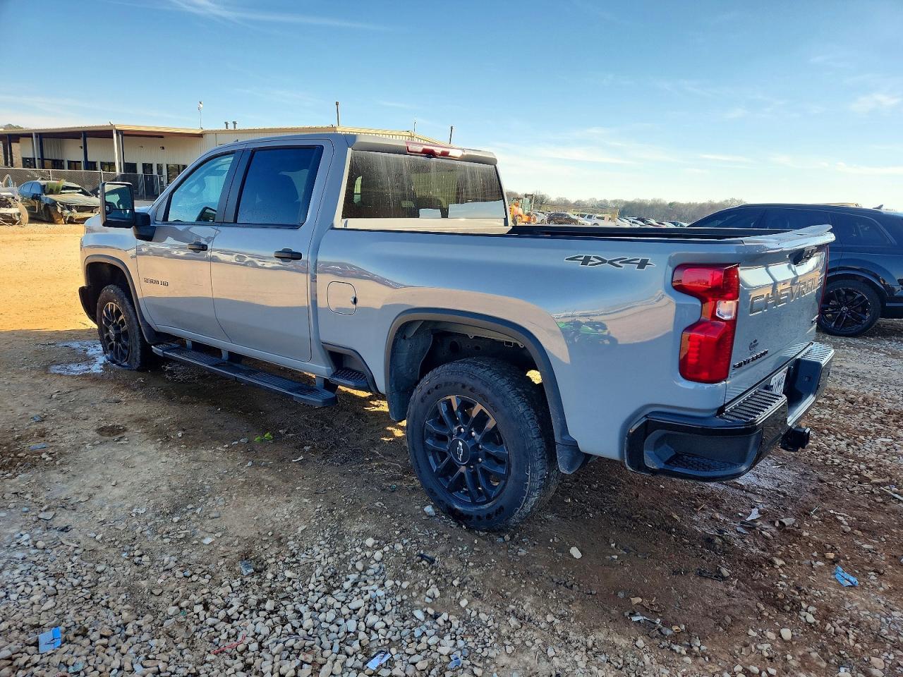 2025 CHEVROLET Silverado