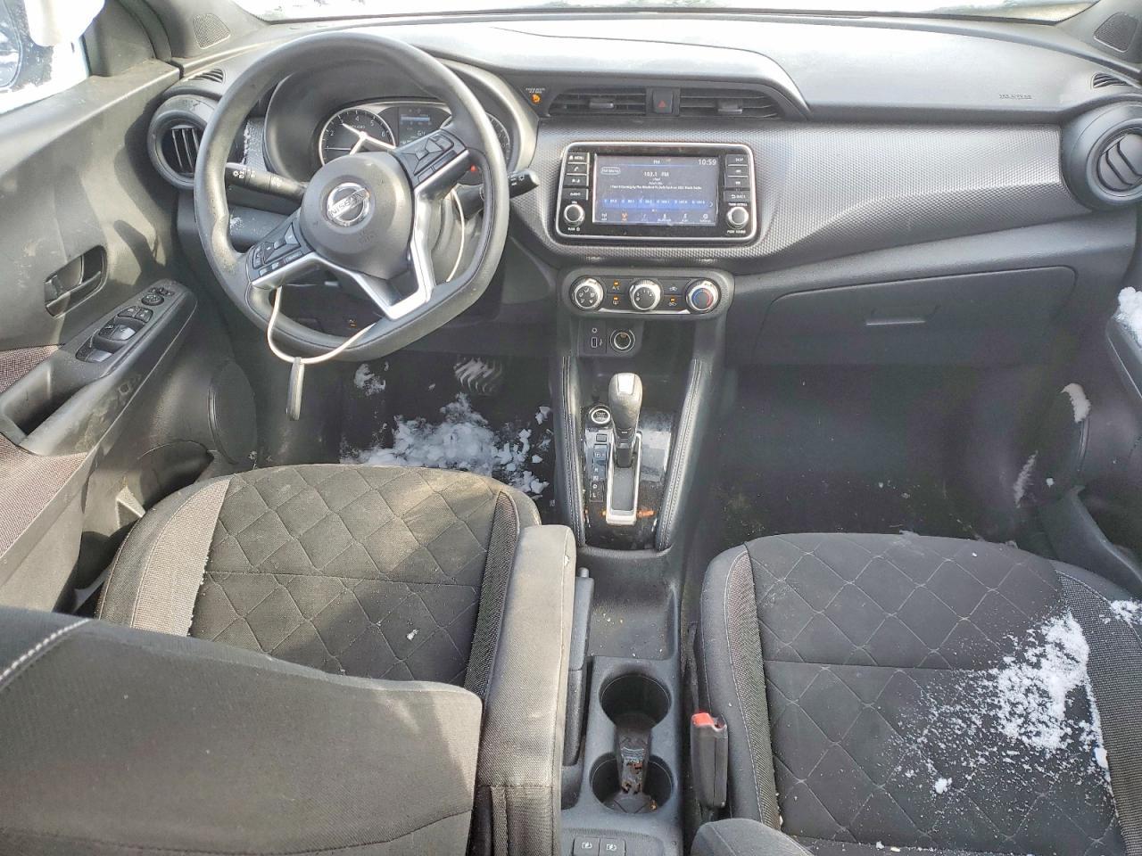 2019 NISSAN KICKS